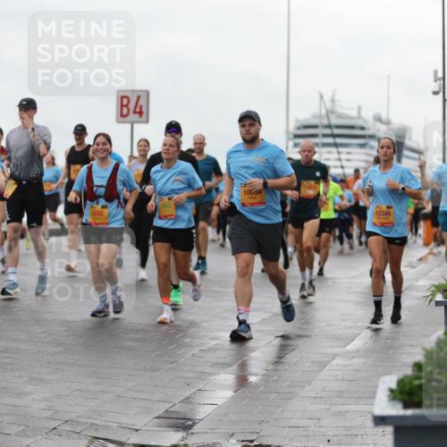 13.09.2026 - Kiel Lauf Andreas Tolksdorf http://msf.ph/oto/10404789 13.09.2026 11:05:48 Kiellinie 11677, 5556, 4, 10034, 11831, 12346 meine-sportfotos.de