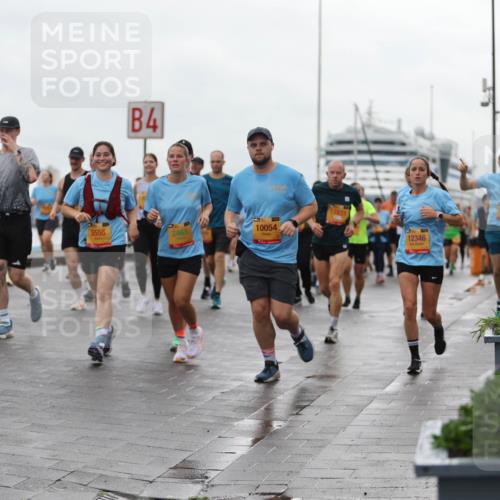 13.09.2026 - Kiel Lauf Andreas Tolksdorf http://msf.ph/oto/10404792 13.09.2026 11:05:48 Kiellinie 4, 77, 5556, 2463, 10054, 12346 meine-sportfotos.de