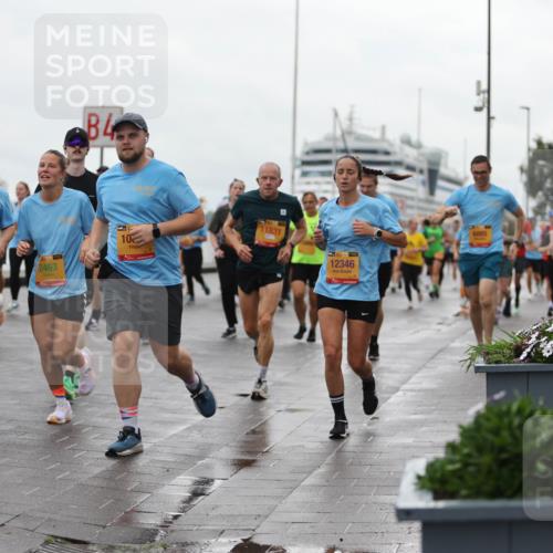 13.09.2026 - Kiel Lauf Andreas Tolksdorf http://msf.ph/oto/10404809 13.09.2026 11:05:49 Kiellinie 5556, 2463, 10, 11831, 12346, 000 meine-sportfotos.de