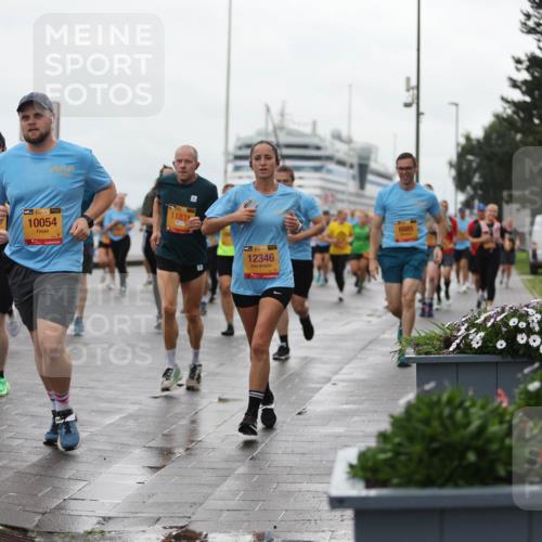 13.09.2026 - Kiel Lauf Andreas Tolksdorf http://msf.ph/oto/10404813 13.09.2026 11:05:49 Kiellinie 5556, 38, 2463, 38, 10054, 11831, 38, 12346, 6885 meine-sportfotos.de