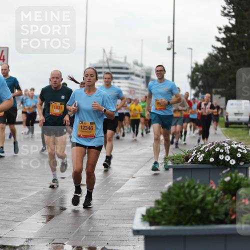 13.09.2026 - Kiel Lauf Andreas Tolksdorf http://msf.ph/oto/10404819 13.09.2026 11:05:49 Kiellinie 4, 39, 2463, 10054, 11831, 38, 12346 meine-sportfotos.de