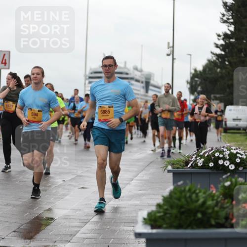 13.09.2026 - Kiel Lauf Andreas Tolksdorf http://msf.ph/oto/10404850 13.09.2026 11:05:51 Kiellinie 4, 6123, 39, 594, 39, 6885 meine-sportfotos.de