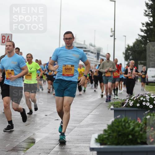 13.09.2026 - Kiel Lauf Andreas Tolksdorf http://msf.ph/oto/10404858 13.09.2026 11:05:51 Kiellinie 39, 6885, 594, 13000 meine-sportfotos.de