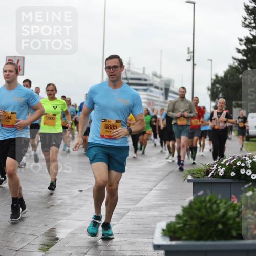 13.09.2026 - Kiel Lauf Andreas Tolksdorf http://msf.ph/oto/10404862 13.09.2026 11:05:51 Kiellinie 594, 13000, 38, 6885 meine-sportfotos.de