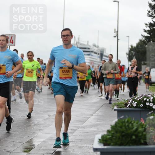 13.09.2026 - Kiel Lauf Andreas Tolksdorf http://msf.ph/oto/10404864 13.09.2026 11:05:51 Kiellinie 94, 4, 13000, 38, 6885 meine-sportfotos.de