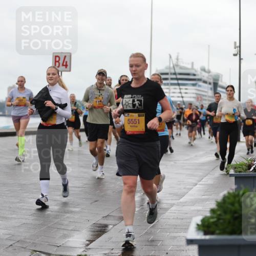 13.09.2026 - Kiel Lauf Andreas Tolksdorf http://msf.ph/oto/10404886 13.09.2026 11:06:02 Kiellinie 187, 4, 5551 meine-sportfotos.de