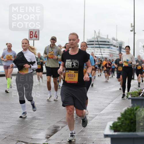 13.09.2026 - Kiel Lauf Andreas Tolksdorf http://msf.ph/oto/10404888 13.09.2026 11:06:02 Kiellinie 187, 4, 5551 meine-sportfotos.de