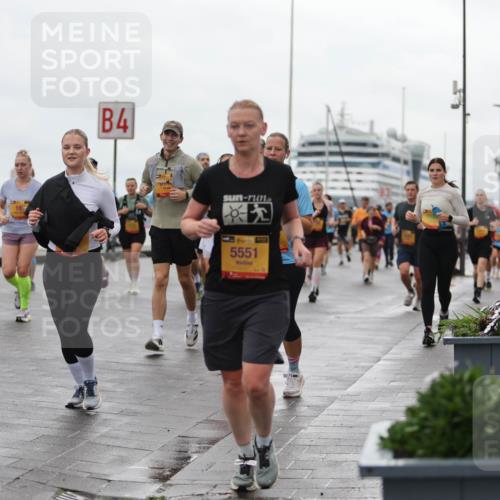 13.09.2026 - Kiel Lauf Andreas Tolksdorf http://msf.ph/oto/10404891 13.09.2026 11:06:02 Kiellinie 18, 4, 5551 meine-sportfotos.de