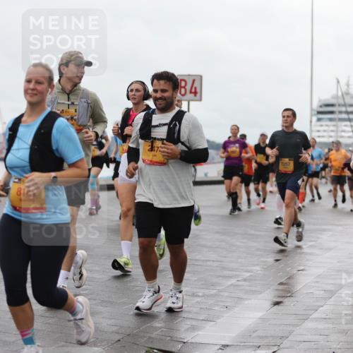 13.09.2026 - Kiel Lauf Andreas Tolksdorf http://msf.ph/oto/10404926 13.09.2026 11:06:04 Kiellinie 38, 187, 81, 4, 38, 7257, 12411, 1688 meine-sportfotos.de
