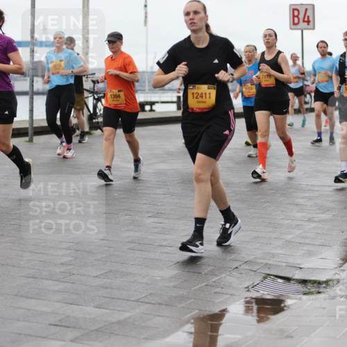 13.09.2026 - Kiel Lauf Andreas Tolksdorf http://msf.ph/oto/10404937 13.09.2026 11:06:09 Kiellinie 4285, 3016, 1394, 2351, 12411, 4, 7178, 12030, 11298, 9590 meine-sportfotos.de