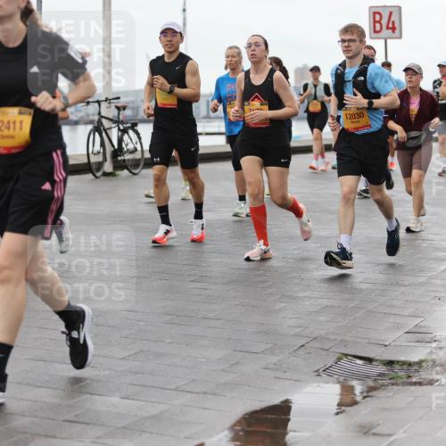 13.09.2026 - Kiel Lauf Andreas Tolksdorf http://msf.ph/oto/10404957 13.09.2026 11:06:10 Kiellinie 12411, 4, 7170, 12030, 9590 meine-sportfotos.de