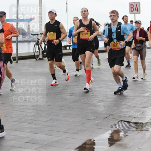 13.09.2026 - Kiel Lauf Andreas Tolksdorf http://msf.ph/oto/10404961 13.09.2026 11:06:10 Kiellinie 94, 12411, 6784, 23, 7178, 12030, 4, 9590, 1298 meine-sportfotos.de