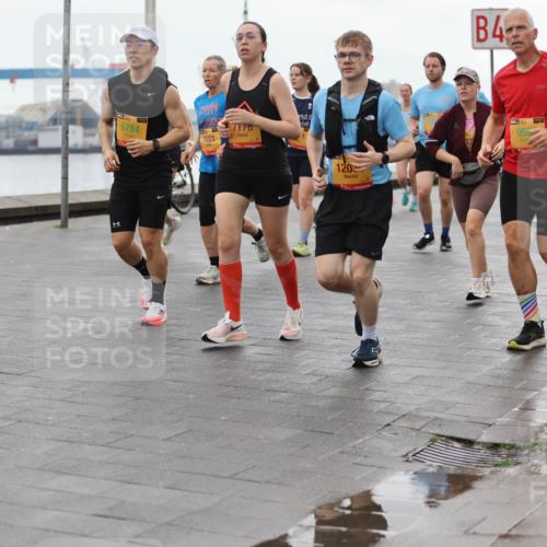 13.09.2026 - Kiel Lauf Andreas Tolksdorf http://msf.ph/oto/10404969 13.09.2026 11:06:10 Kiellinie 3016, 1394, 7178, 6784, 2351, 1205, 4, 95, 11298 meine-sportfotos.de