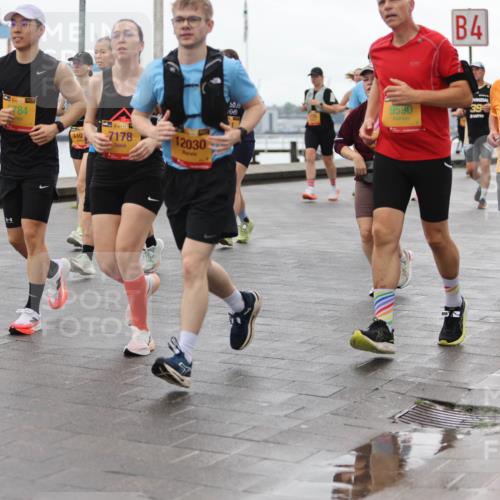 13.09.2026 - Kiel Lauf Andreas Tolksdorf http://msf.ph/oto/10404983 13.09.2026 11:06:11 Kiellinie 0315, 784, 110, 7178, 12030, 00, 4, 9590, 39, 11298 meine-sportfotos.de