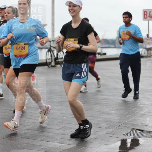 13.09.2026 - Kiel Lauf Andreas Tolksdorf http://msf.ph/oto/10405025 13.09.2026 11:06:15 Kiellinie 2644, 6424, 38, 789, 4 meine-sportfotos.de