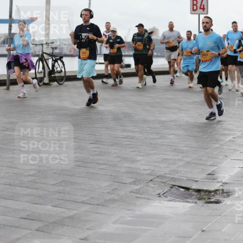 13.09.2026 - Kiel Lauf Andreas Tolksdorf http://msf.ph/oto/10405097 13.09.2026 11:06:19 Kiellinie 4, 640, 3482, 12843 meine-sportfotos.de