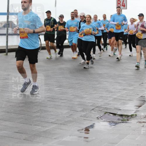 13.09.2026 - Kiel Lauf Andreas Tolksdorf http://msf.ph/oto/10405123 13.09.2026 11:06:21 Kiellinie 40, 3482, 4, 5729, 12843, 4454 meine-sportfotos.de