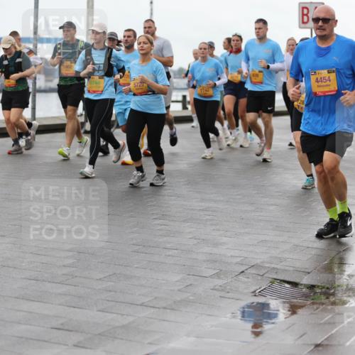 13.09.2026 - Kiel Lauf Andreas Tolksdorf http://msf.ph/oto/10405145 13.09.2026 11:06:22 Kiellinie 8802, 9746, 5729, 28, 38, 4454 meine-sportfotos.de