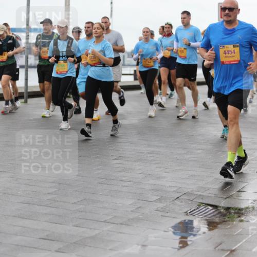 13.09.2026 - Kiel Lauf Andreas Tolksdorf http://msf.ph/oto/10405147 13.09.2026 11:06:22 Kiellinie 8802, 9746, 117, 5729, 1742, 635, 1, 384, 4454 meine-sportfotos.de