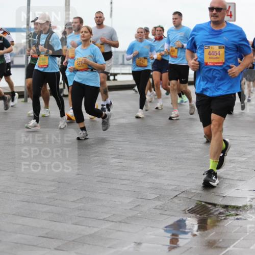 13.09.2026 - Kiel Lauf Andreas Tolksdorf http://msf.ph/oto/10405151 13.09.2026 11:06:22 Kiellinie 9746, 1172, 572, 38, 4454 meine-sportfotos.de