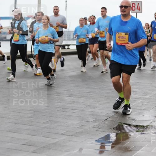 13.09.2026 - Kiel Lauf Andreas Tolksdorf http://msf.ph/oto/10405153 13.09.2026 11:06:22 Kiellinie 635, 746, 5729, 1, 39, 4454, 4 meine-sportfotos.de