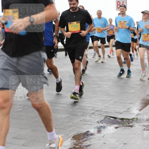 13.09.2026 - Kiel Lauf Andreas Tolksdorf http://msf.ph/oto/10405205 13.09.2026 11:06:26 Kiellinie 42969, 38, 7160, 7725, 1225, 4583 meine-sportfotos.de