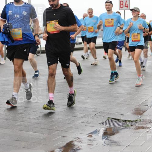 13.09.2026 - Kiel Lauf Andreas Tolksdorf http://msf.ph/oto/10405214 13.09.2026 11:06:26 Kiellinie 38, 716, 4406, 7725, 4, 1225, 4563 meine-sportfotos.de