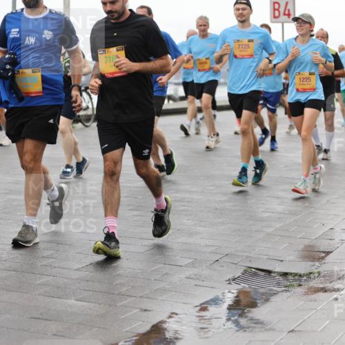 13.09.2026 - Kiel Lauf Andreas Tolksdorf http://msf.ph/oto/10405215 13.09.2026 11:06:26 Kiellinie 1, 38, 716, 7725, 4, 1225, 4563 meine-sportfotos.de