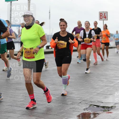 13.09.2026 - Kiel Lauf Andreas Tolksdorf http://msf.ph/oto/10405269 13.09.2026 11:06:29 Kiellinie 6473, 135, 4563, 10921, 3115, 4 meine-sportfotos.de