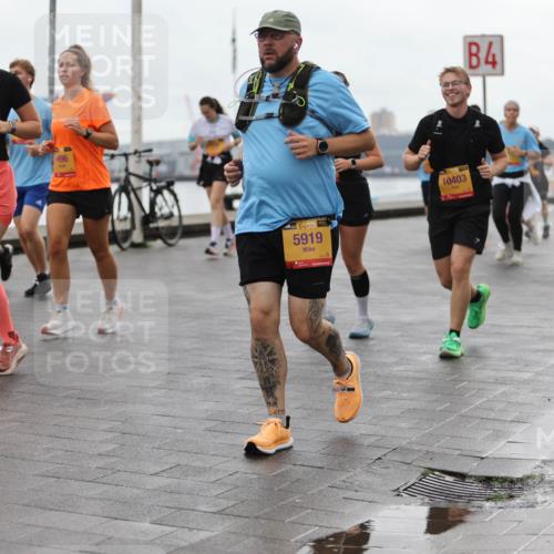 13.09.2026 - Kiel Lauf Andreas Tolksdorf http://msf.ph/oto/10405324 13.09.2026 11:06:33 Kiellinie 361, 5919, 4, 10403, 2294 meine-sportfotos.de