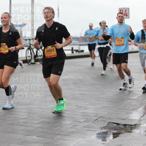 13.09.2026 - Kiel Lauf Andreas Tolksdorf http://msf.ph/oto/10405334 13.09.2026 11:06:34 Kiellinie 606, 38, 10403, 2294, 9393 meine-sportfotos.de