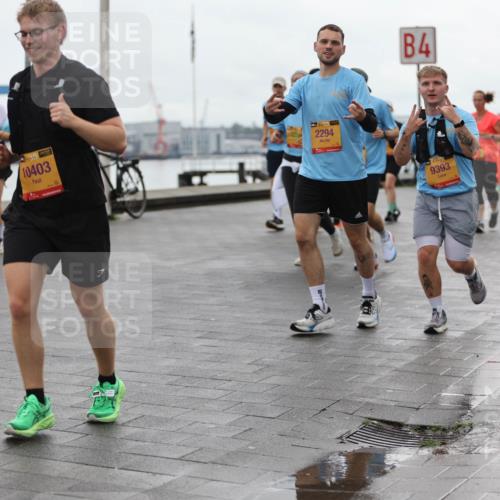 13.09.2026 - Kiel Lauf Andreas Tolksdorf http://msf.ph/oto/10405343 13.09.2026 11:06:34 Kiellinie 638, 10403, 1, 39, 2294, 4, 39, 9393, 12014 meine-sportfotos.de