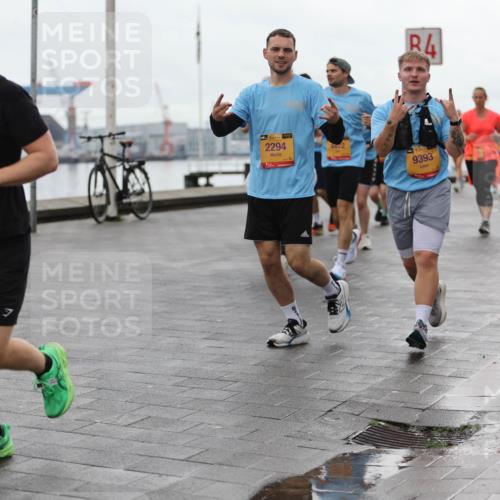 13.09.2026 - Kiel Lauf Andreas Tolksdorf http://msf.ph/oto/10405348 13.09.2026 11:06:35 Kiellinie 0403, 39, 2294, 4, 39, 9393, 39, 12014 meine-sportfotos.de