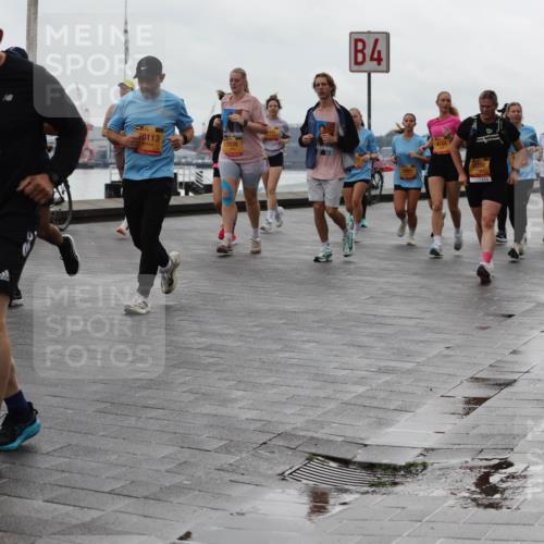13.09.2026 - Kiel Lauf Andreas Tolksdorf http://msf.ph/oto/10405364 13.09.2026 11:06:49 Kiellinie 8132, 800, 10113, 7039, 4, 4154, 2200, 3 meine-sportfotos.de