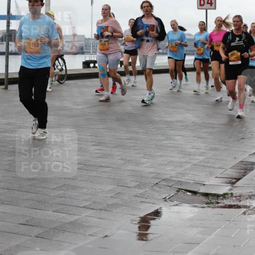 13.09.2026 - Kiel Lauf Andreas Tolksdorf http://msf.ph/oto/10405382 13.09.2026 11:06:49 Kiellinie 1435, 6442, 1, 39, 10113, 7039, 4, 415, 2200 meine-sportfotos.de