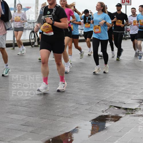 13.09.2026 - Kiel Lauf Andreas Tolksdorf http://msf.ph/oto/10405424 13.09.2026 11:06:52 Kiellinie 3441, 199, 2200, 800, 6765, 8239, 10400, 4, 559 meine-sportfotos.de