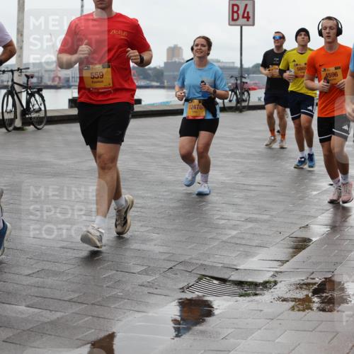 13.09.2026 - Kiel Lauf Andreas Tolksdorf http://msf.ph/oto/10405476 13.09.2026 11:06:55 Kiellinie 39, 559, 4, 12476, 39, 5865, 4596, 7370 meine-sportfotos.de