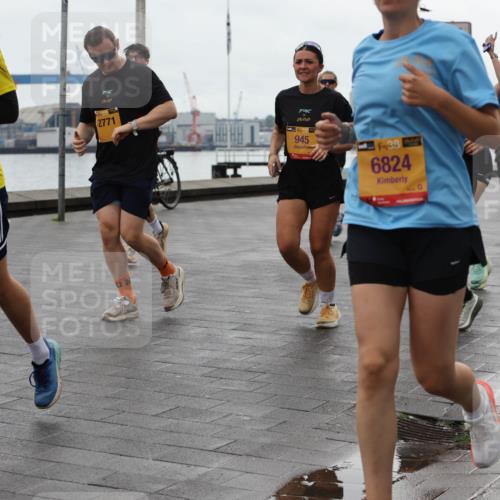 13.09.2026 - Kiel Lauf Andreas Tolksdorf http://msf.ph/oto/10405490 13.09.2026 11:06:58 Kiellinie 38, 2771, 1, 39, 945, 39, 4, 6824, 5783 meine-sportfotos.de