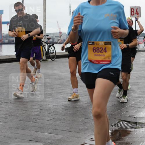 13.09.2026 - Kiel Lauf Andreas Tolksdorf http://msf.ph/oto/10405495 13.09.2026 11:06:59 Kiellinie 31, 7, 70, 39, 12771, 1, 39, 6824, 4 meine-sportfotos.de