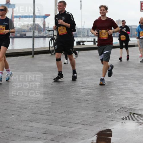 13.09.2026 - Kiel Lauf Andreas Tolksdorf http://msf.ph/oto/10405529 13.09.2026 11:07:01 Kiellinie 1, 33, 196, 39, 0853, 339, 2413, 5783, 5674, 4, 55 meine-sportfotos.de