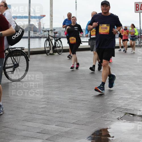 13.09.2026 - Kiel Lauf Andreas Tolksdorf http://msf.ph/oto/10405552 13.09.2026 11:07:03 Kiellinie 38, 5783, 12688, 5674, 5598, 4 meine-sportfotos.de