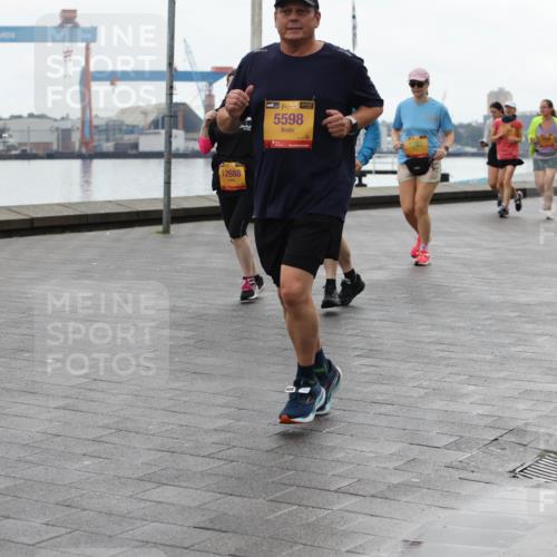 13.09.2026 - Kiel Lauf Andreas Tolksdorf http://msf.ph/oto/10405565 13.09.2026 11:07:03 Kiellinie 2588, 12688, 5598, 4 meine-sportfotos.de