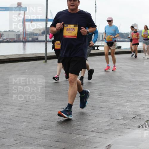 13.09.2026 - Kiel Lauf Andreas Tolksdorf http://msf.ph/oto/10405567 13.09.2026 11:07:03 Kiellinie 34, 12688, 5598, 4 meine-sportfotos.de