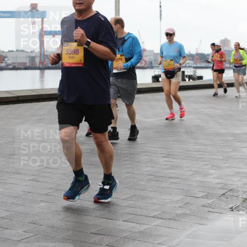 13.09.2026 - Kiel Lauf Andreas Tolksdorf http://msf.ph/oto/10405572 13.09.2026 11:07:04 Kiellinie 34, 1, 38, 5598, 5674, 4 meine-sportfotos.de