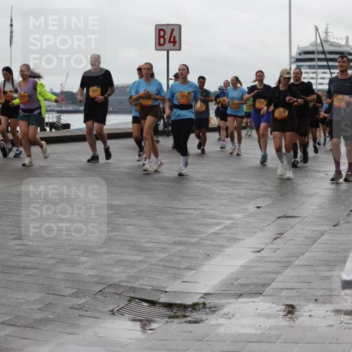 13.09.2026 - Kiel Lauf Andreas Tolksdorf http://msf.ph/oto/10405581 13.09.2026 11:07:06 Kiellinie 2164, 6481, 4, 6826, 1229, 7836 meine-sportfotos.de