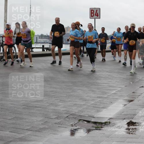 13.09.2026 - Kiel Lauf Andreas Tolksdorf http://msf.ph/oto/10405591 13.09.2026 11:07:06 Kiellinie 6481, 4, 6826, 11616, 12295, 38, 7836 meine-sportfotos.de