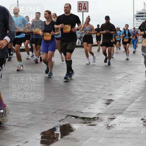 13.09.2026 - Kiel Lauf Andreas Tolksdorf http://msf.ph/oto/10405642 13.09.2026 11:07:10 Kiellinie 1, 39, 7836, 851, 2850, 384, 4, 7092 meine-sportfotos.de
