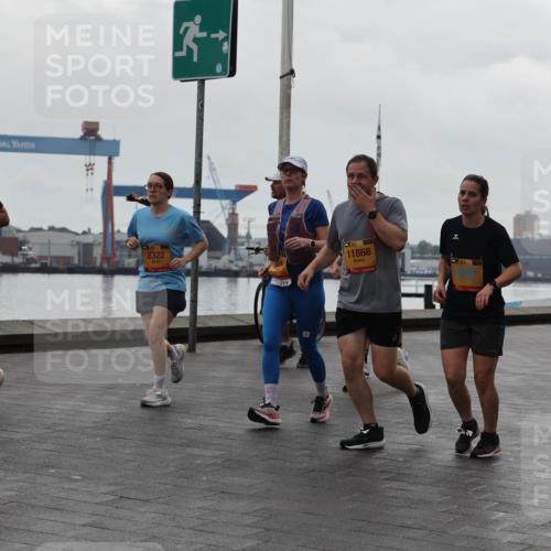 13.09.2026 - Kiel Lauf Andreas Tolksdorf http://msf.ph/oto/10405746 13.09.2026 11:07:19 Kiellinie 3697, 12615, 3, 8322, 11868, 4, 38, 1036 meine-sportfotos.de