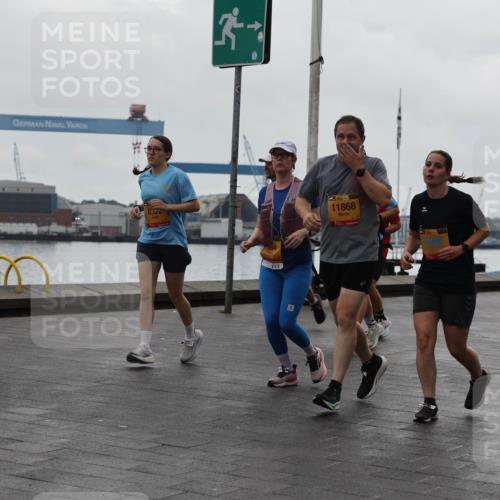 13.09.2026 - Kiel Lauf Andreas Tolksdorf http://msf.ph/oto/10405755 13.09.2026 11:07:19 Kiellinie 39, 3697, 12615, 8322, 139, 11868, 38 meine-sportfotos.de