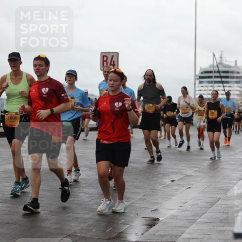 13.09.2026 - Kiel Lauf Andreas Tolksdorf http://msf.ph/oto/10405821 13.09.2026 11:07:30 Kiellinie 1540, 39, 1694, 4, 6227, 742 meine-sportfotos.de